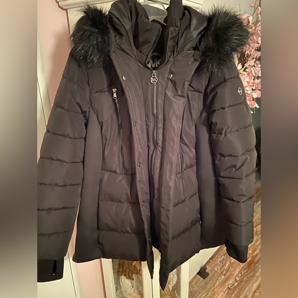 Michael Kors Black Puffer Jacket with Faux Fur